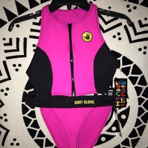 Body Glove SMUSH SMUSH Tech Pink 2 pc suit Sz S